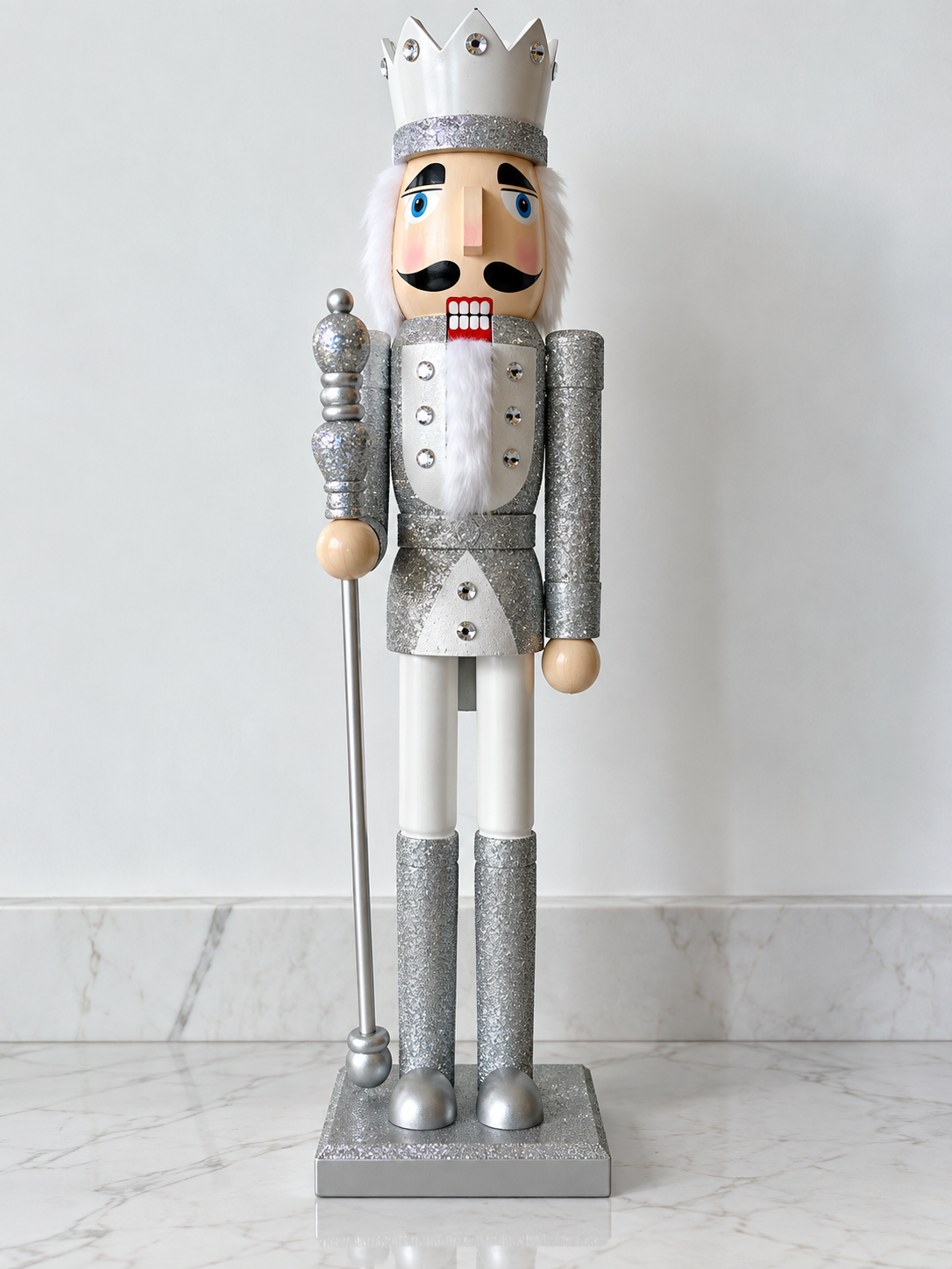 Silver Christmas But Cracker